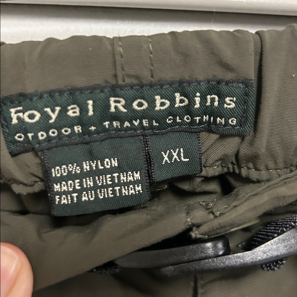 Royal Robbins Dark Green Cargo Shorts - Picture 2 of 4